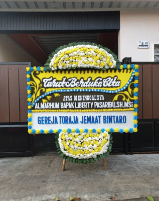 Papan Bunga Duka di Cinambo