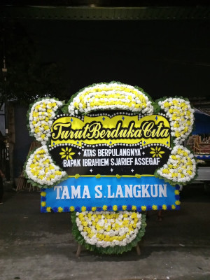 Papan Bunga Duka di Cinambo